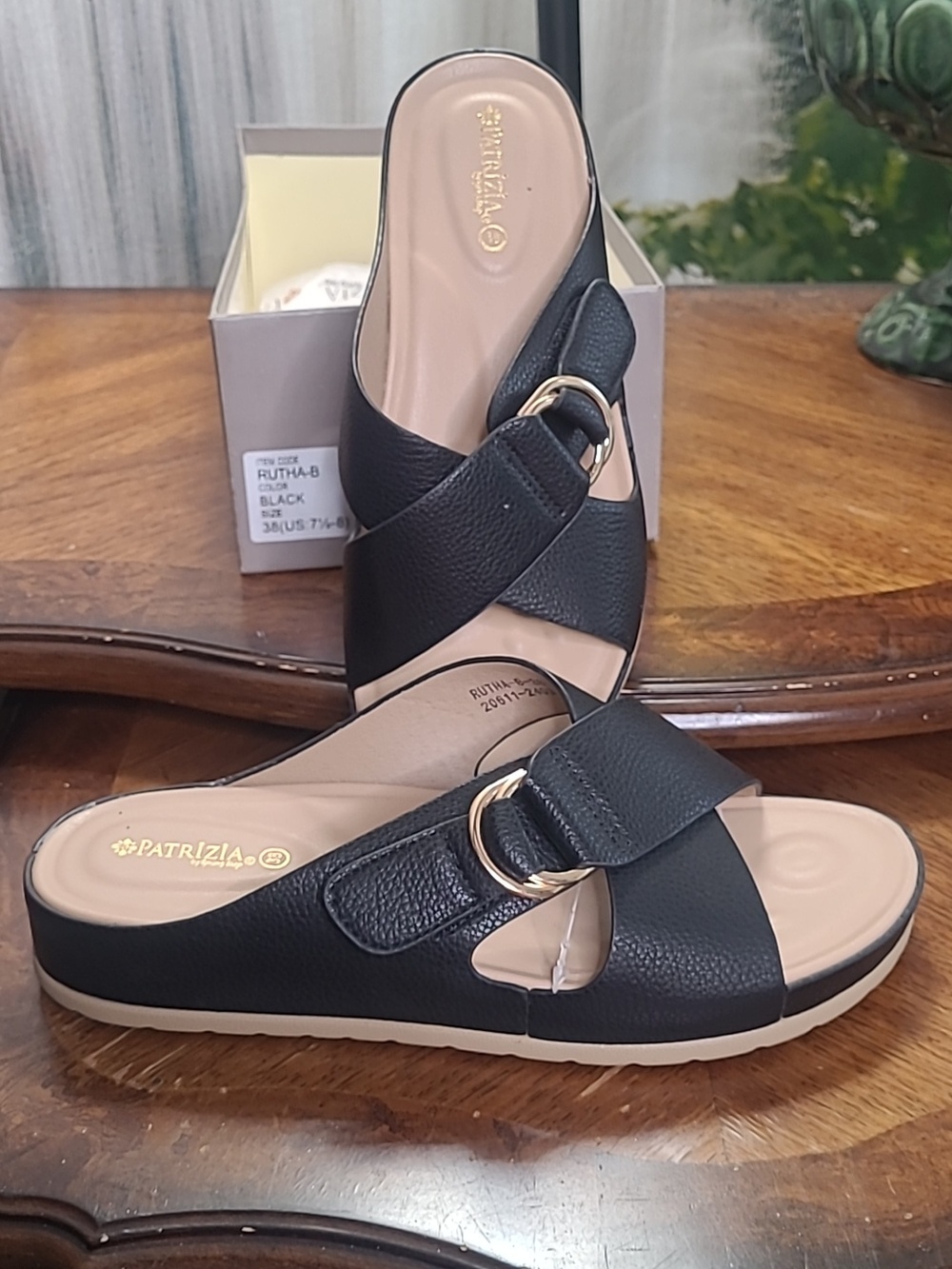 New in box! Patrizia Rutha Womens 38 black slide comfy sandals buckle accents